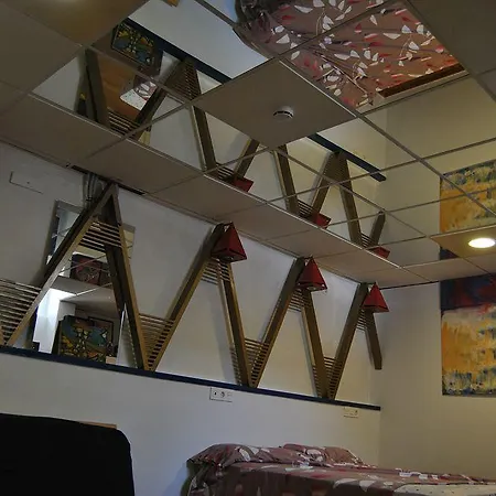Bed and breakfast Joy 2*