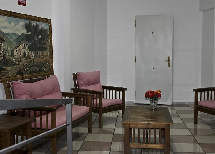 Joy Bed and breakfast 2*