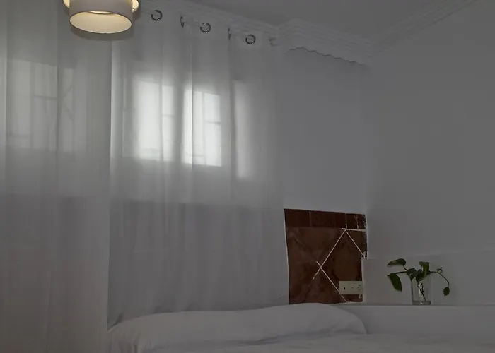 Joy Bed and breakfast 2*